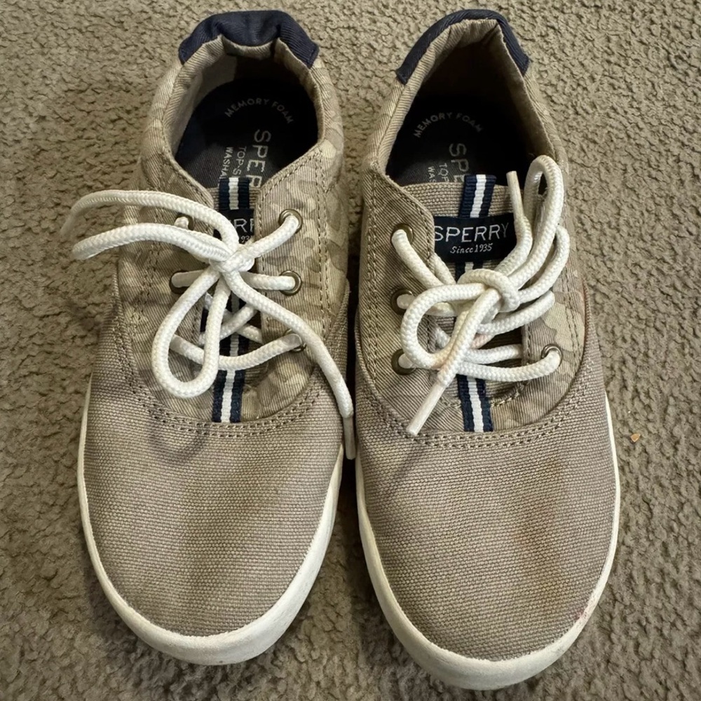 Sperry Kids Tan Camo Sneakers